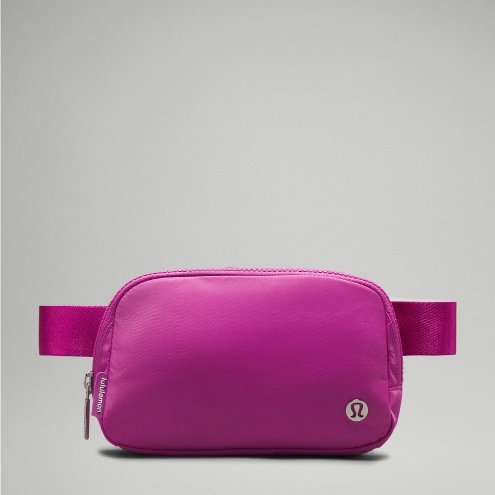 NEW LULULEMON EVERYWHERE BELT BAG POW PINK TONE